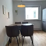 Martine, Westliche Vorstadt Lägenhet *