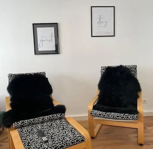 Martine, Westliche Vorstadt Coblença